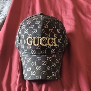 Gucci Black Cap with Neon Multicolor Logo